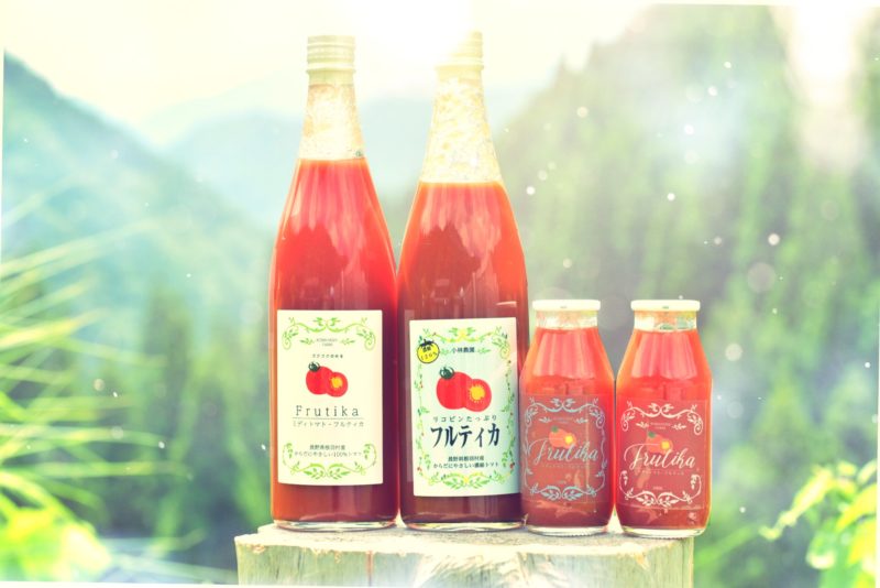 完熟トマトを贅沢にまるごと使った自然な旨味がぎゅっとつまった無添加のトマトジュース